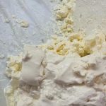 De ce cașul dumneavoastră devine granulat: știința și arta brânzei de vaci de-ce-casul-dumneavoastra-devine-granulat-stiinta-si-arta-branzei.jpg